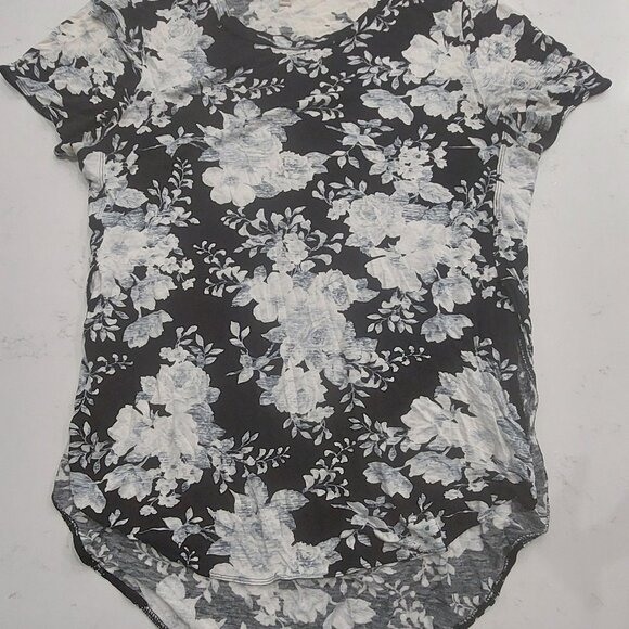 Womens sz M Lot 10Tree Silver Icing Aritzia Wilfred Guess Sweatshirt Top Dress + - Picture 8 of 12